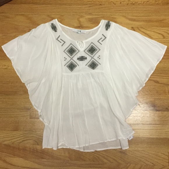 White printed peasant top!