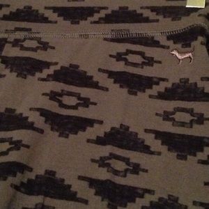 Victoria's Secret Pink Patterned leggings