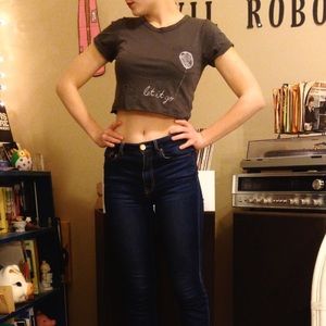 "let it go" Crop Top