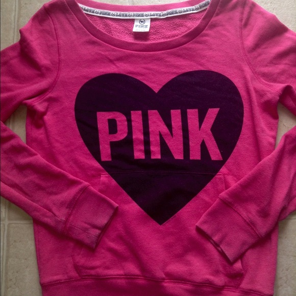 💕 Pink VS sweatshirt 💕 - Picture 2 of 3