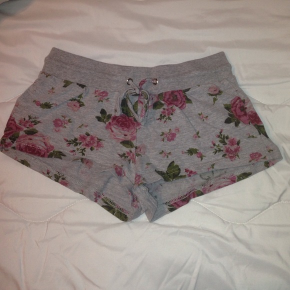 beautiful floral shorts