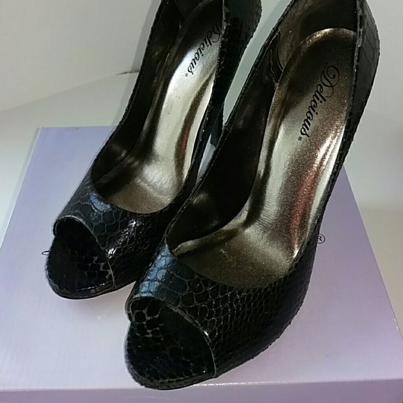 Black, snake skin peep toes