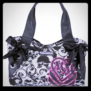 METAL MULISHA PRISS HANDBAG