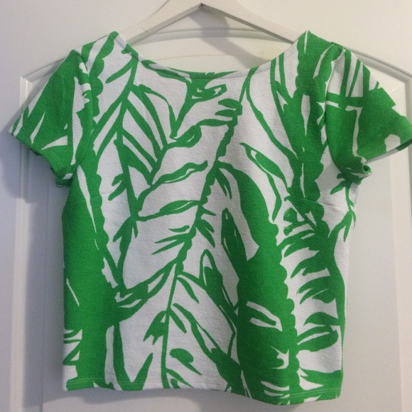 Lilly Pulitzer Tops - Lilly Pulitzer for Target Crop Top Lilly Pulitzer Tops - Lilly Pulitzer for Target Crop Top