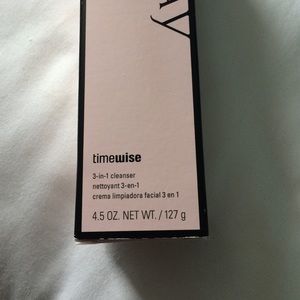 Mary Kay timewise 3 in 1 cleanser