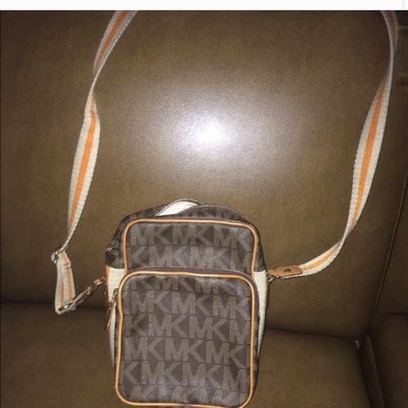 Michael Kors Crossbody