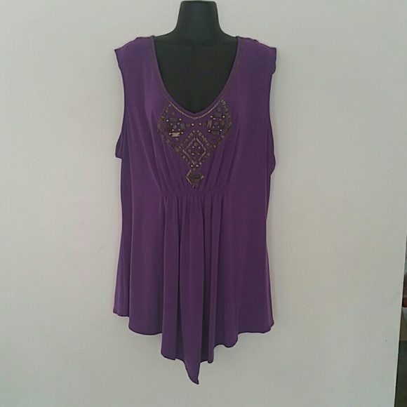 Sleeveless purple top