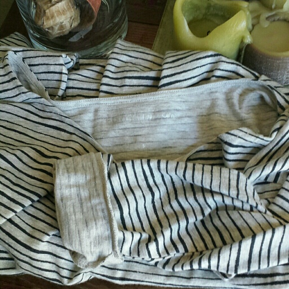 SOLD Striped Lightweight Gray & Black Top - Picture 4 of 4