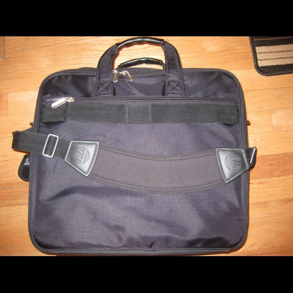 Targus Laptop Bag - Picture 3 of 3