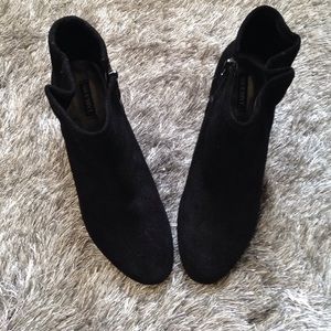 NWOT Shoemint Black Suede Booties