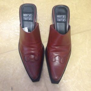 Leather brick mule with rubber sole