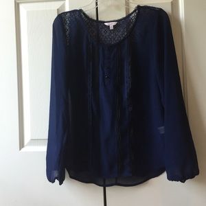 Navy top