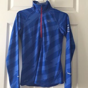 Nike drifit Half-zip