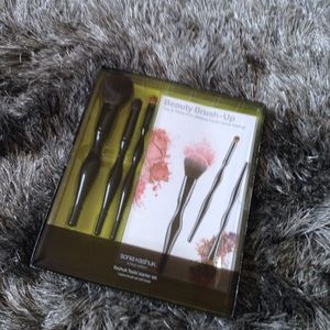 NIB Sonia Kashuk Brush Starter Kit