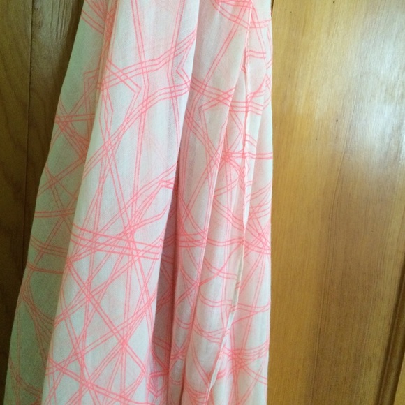 Scarf - Picture 2 of 2