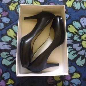 Nine West black heels