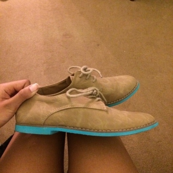 Forever 21 oxfords - Picture 3 of 4
