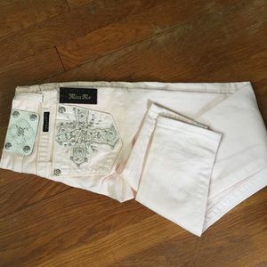 Miss Me skinny jeans.