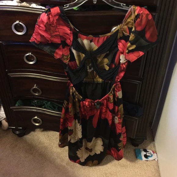 Floral dress - Picture 3 of 3