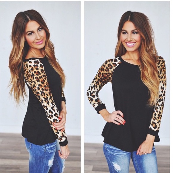 🚫SOLD🚫 Cheetah print sleeve shirt