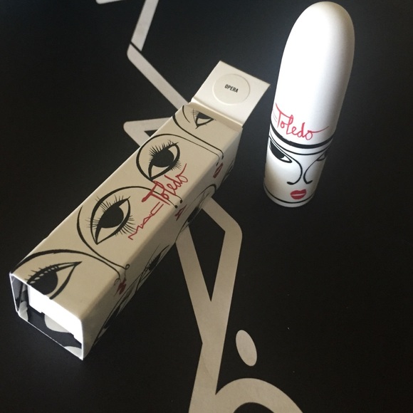 MAC Toledo Lipstick - Opera
