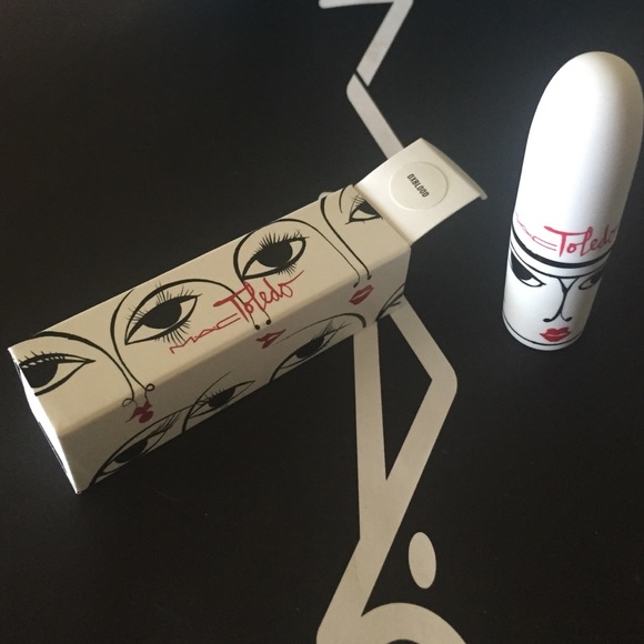 MAC Toledo Lipstick - Oxblood