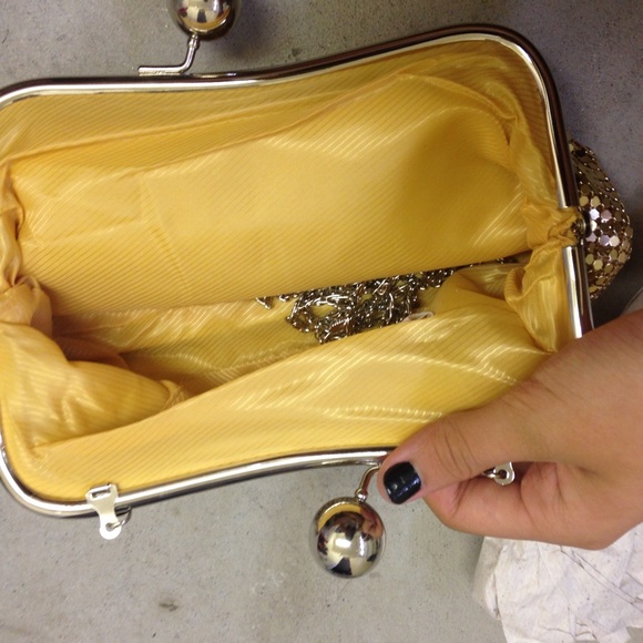 Gold Sparkly Prom Handbag - Picture 2 of 4