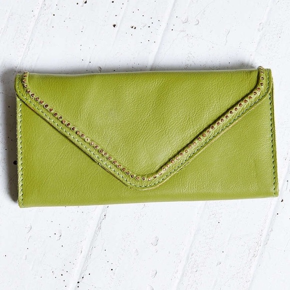 NWT Kimchi Blue real leather crossbody clutch green envelope purse vintage $30 - Picture 3 of 5