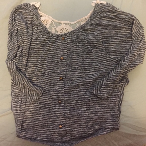 Pretty Crocheted Striped Shirt Open See-through Back Size Small - Picture 2 of 4