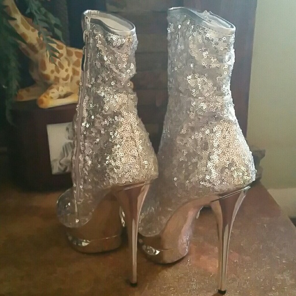 High heels - Picture 1 of 4