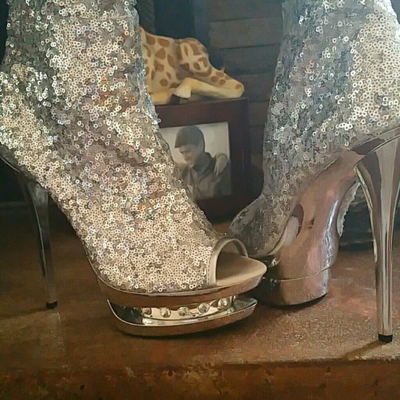 High heels - Picture 4 of 4