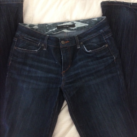 Joe'a Jeans - Picture 3 of 3