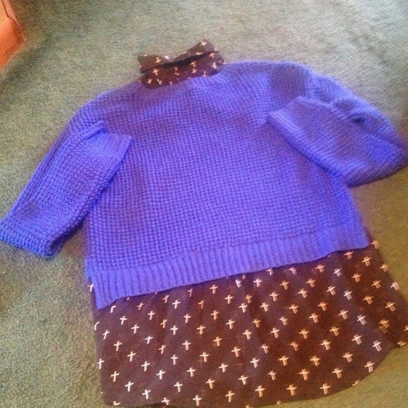 Sweater with attached blouse - Picture 3 of 3