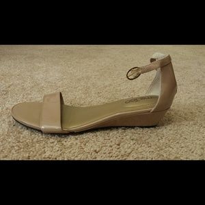 me too Shoes - Nude patent wedge sandal me too Shoes - Nude patent wedge sandal