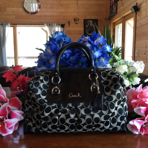 Coach Handbags - SOLD bundle Skeeter03bug Items Listed Below:
