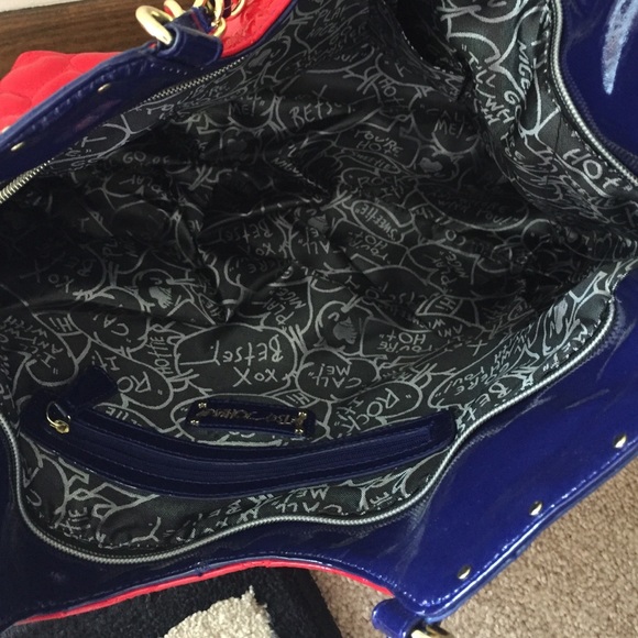 quilted heart tote - Picture 3 of 4