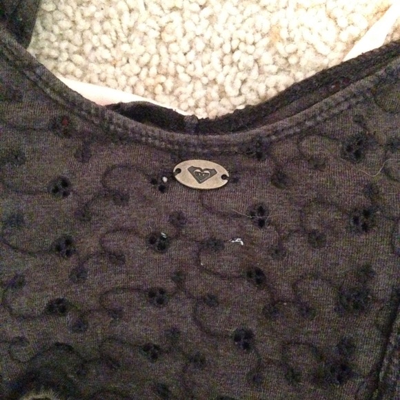 ***Roxy crop top - Picture 3 of 4