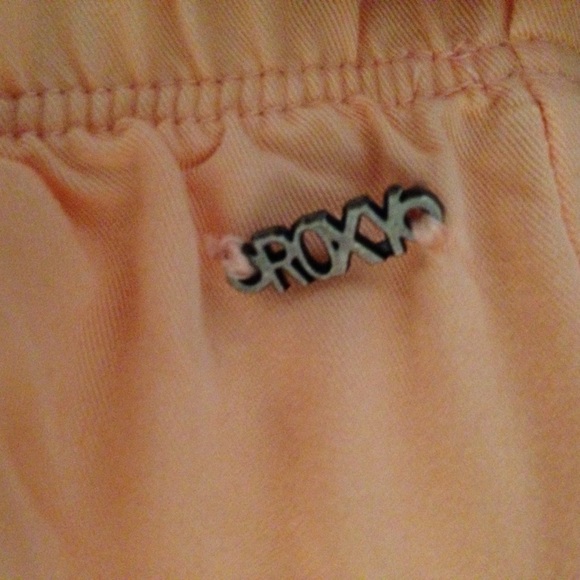 ***Roxy crop top - Picture 4 of 4