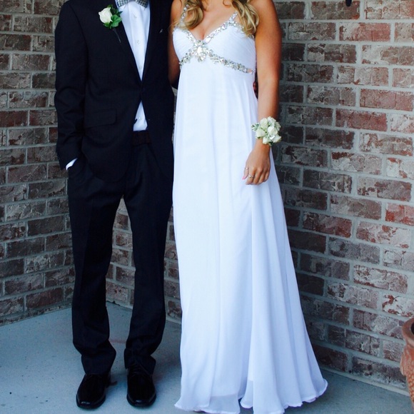 White, v-neck long jasz formal dress