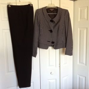 💖Liz Claiborne suit sz 14💖