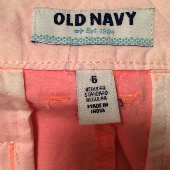 Shorts - Picture 3 of 3