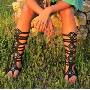 Gladiator silver and turquoise sandal