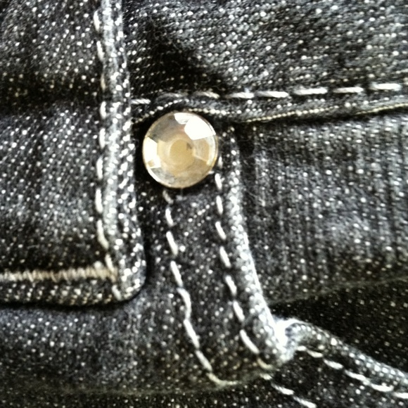 Crystal button Capri - Picture 3 of 3