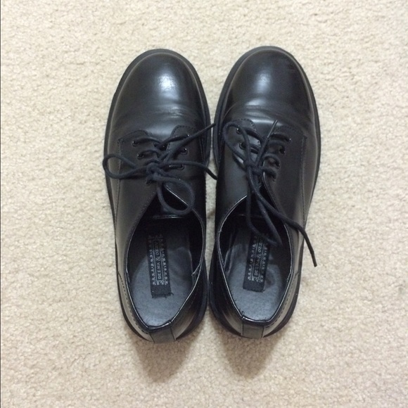 Urban Outfitters Deena & Ozzy Black Oxfords