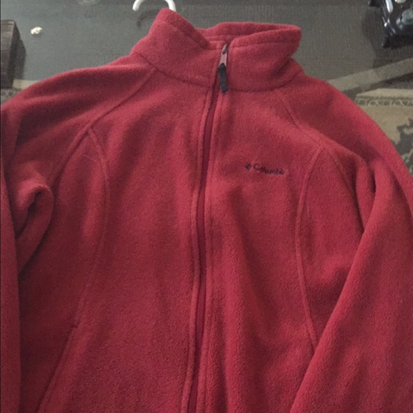 Red Columbia fleece