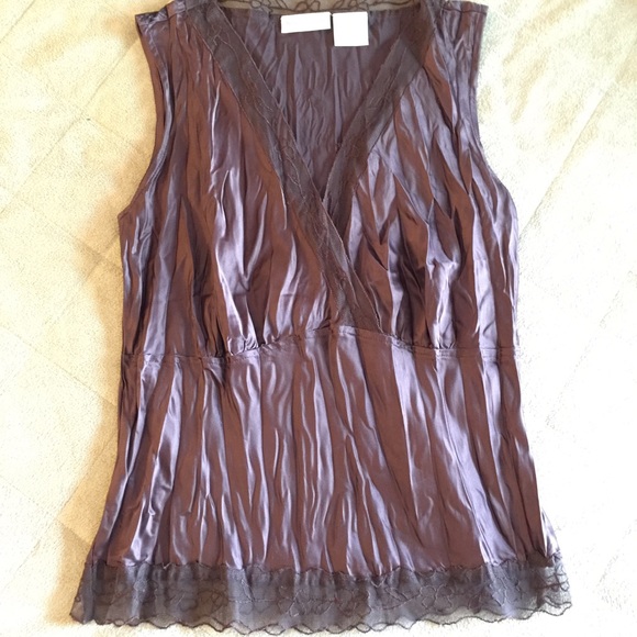 Lace trimmed Worthington top size medium-espresso