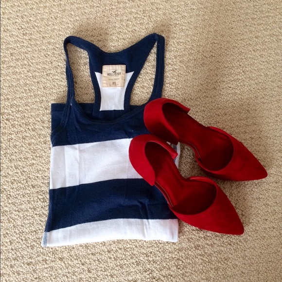 Navy striped tank top hollister so cal strech