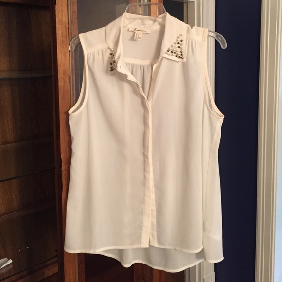 Forever 21 Sheer White Sleeveless Shirt w/ Pearls