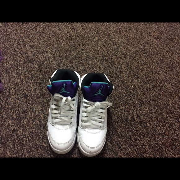 Grape 5s. - Picture 2 of 2