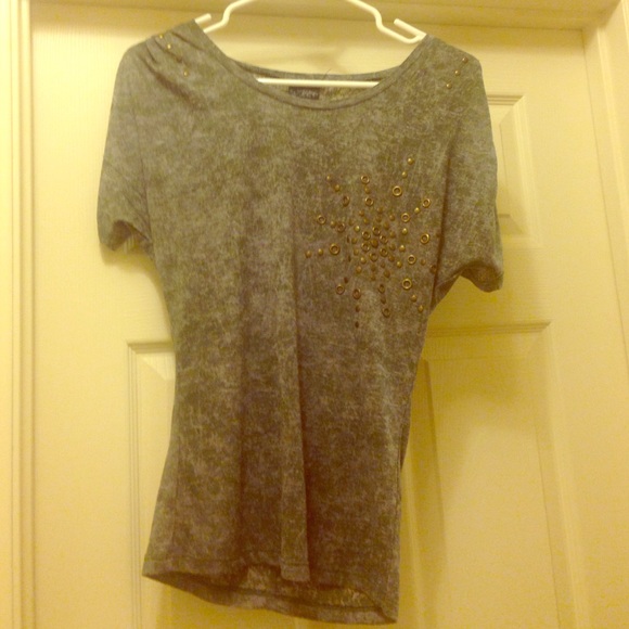 Daytrip top from The Buckle - Picture 1 of 2